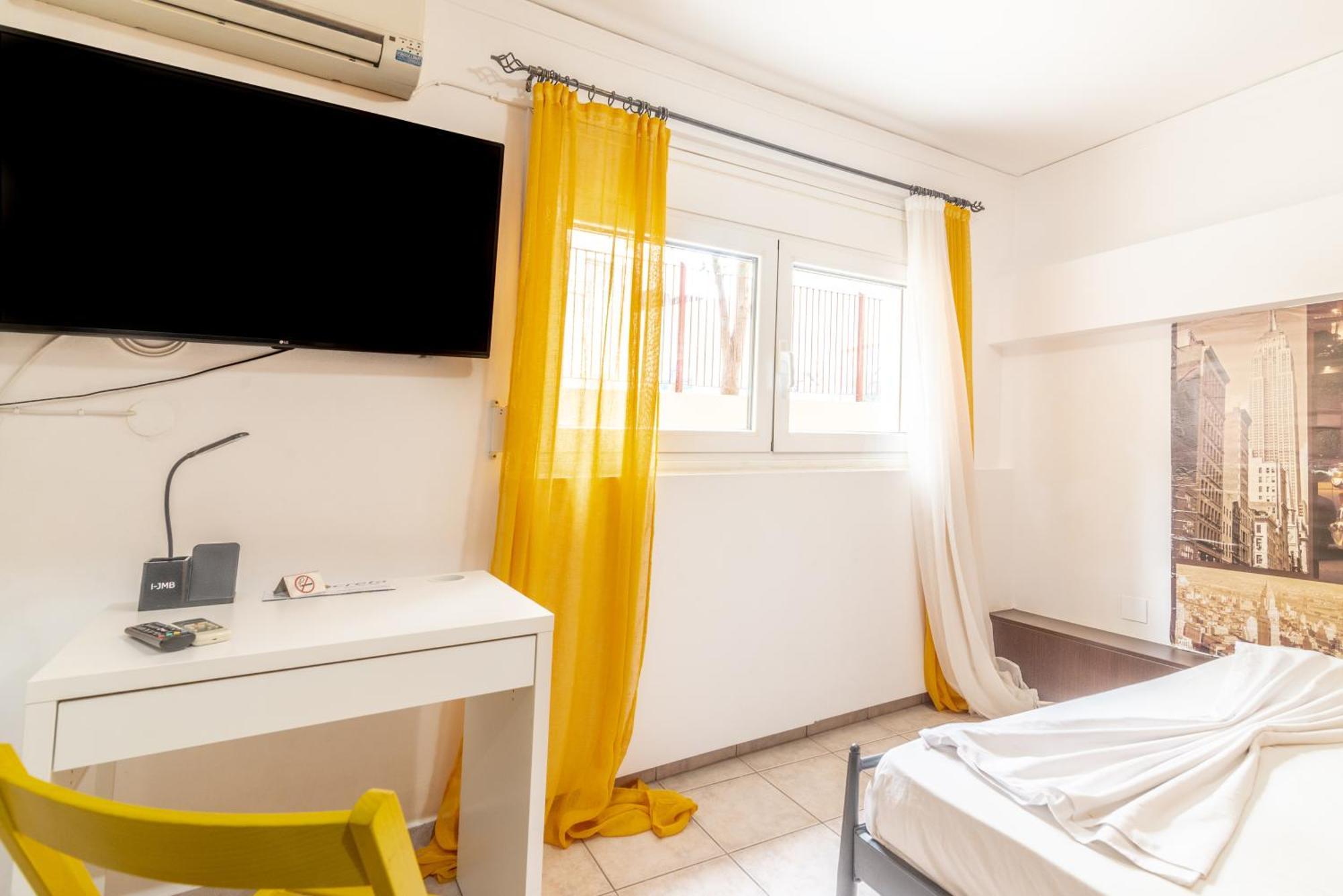 Oasis Studios In The City Centre Heraklion  Exterior photo